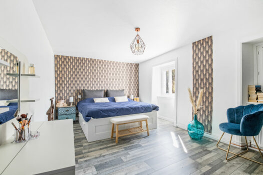 Ensemble immobilier, restaurant, logement et dépendances 690 m2 – 390 000 €