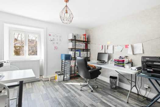 Ensemble immobilier, restaurant, logement et dépendances 690 m2 – 390 000 €