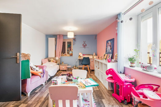 Ensemble immobilier, restaurant, logement et dépendances 690 m2 – 390 000 €