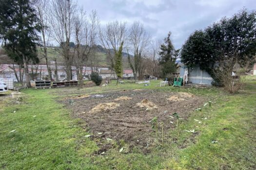 La Fabrique – immeuble pour investisseur avec terrain constructible de 1200 m² – à rénover – 110 000 €