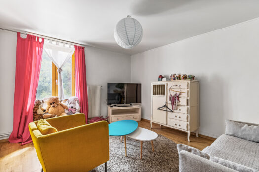 « La secrète » – Incroyable maison de 250 m2  avec potentiel total de 430 m2 – moderne – piscine – 390 000 €