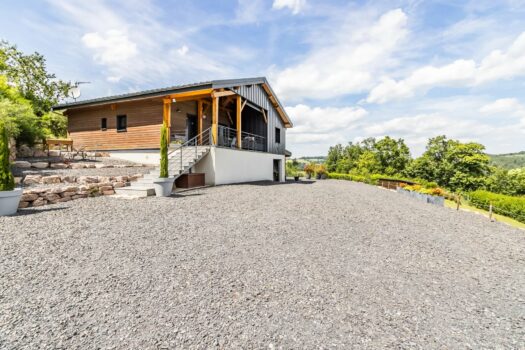 La Magnifique – Chalet d’exception au coeur de la montagne bourbonnaise – 395 000 €