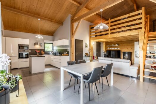 La Magnifique – Chalet d’exception au coeur de la montagne bourbonnaise – 395 000 €