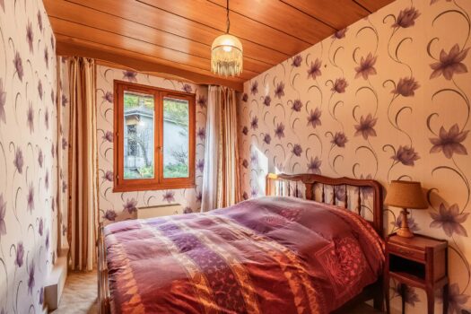 L’ingénieuse – Domaine pour Famille – Gite – Airbnb – Habitat partagé – 8000 m2 de terrain – 300 m2 de bâtiments – 540 000 €