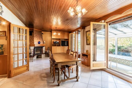 L’ingénieuse – Domaine pour Famille – Gite – Airbnb – Habitat partagé – 8000 m2 de terrain – 300 m2 de bâtiments – 540 000 €