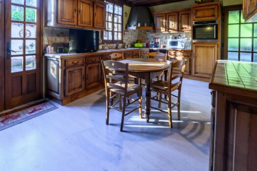 À Vendre : Charmante maison des années 40/50 à Grandris – 178 000 € FAI