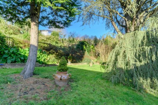 À Vendre : Charmante maison des années 40/50 à Grandris – 178 000 € FAI