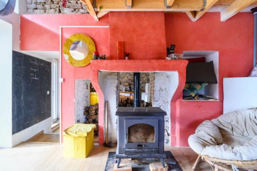 Le Belvédère – Grange en pierre entièrement rénovée – Ecrin de verdure – 96 m2 – 3 chambres – 189 000 €