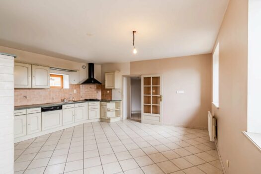 🏡 Duplex lumineux de 150 m² proche école – 4 chambres – Idéal famille ou investisseur – Prix en baisse !