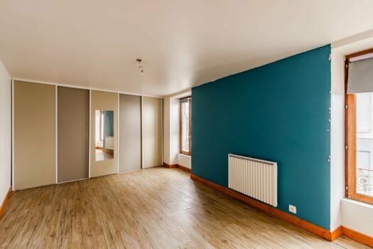 🏡 Duplex lumineux de 150 m² proche école – 4 chambres – Idéal famille ou investisseur – Prix en baisse !