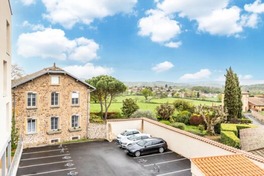 🏡 Duplex lumineux de 150 m² proche école – 4 chambres – Idéal famille ou investisseur – Prix en baisse !