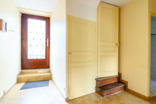 L’Essentielle – Maison en pierre 126 m2 – 4 chambres – avec terrain 600 m2 en bord de rivière — Centre de Chambost-Allières — 198 000 €