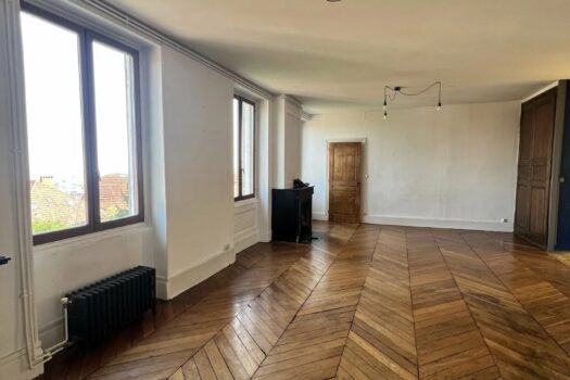 Appartement hauteurs de Lyon 5 – Bel espace de 97 m2 pour T3 à rénover – 390 000 €