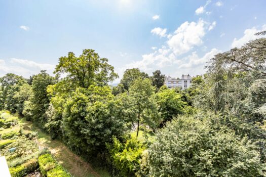 Studio lumineux 28 m² avec cave & parking – Lyon 5ᵉ, vue nature