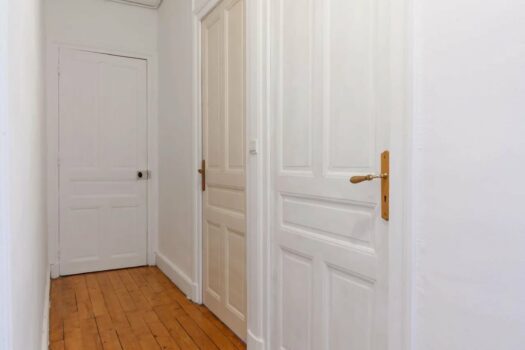 Appartement T4 en triplex – 100 000 € – Centre de Grandris