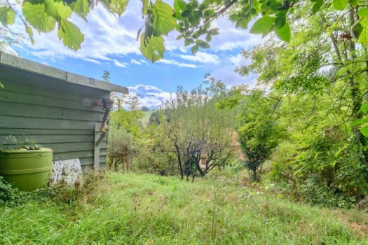 Maison pleine de charme à rénover à Grandris – 85 000 €