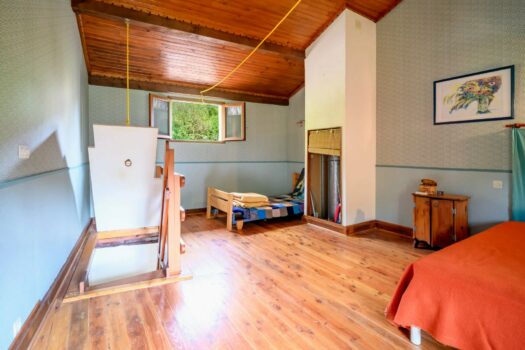 Maison pleine de charme à rénover à Grandris – 85 000 €