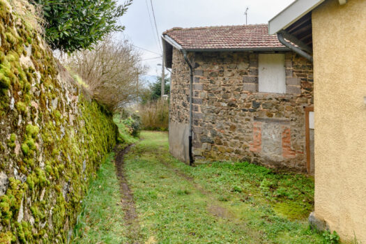 Exclusivité Pulsar – Maison à rénover à Grandris- 90 000€ FAI