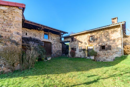 Ancien corps de ferme à réinventer sur la commune d’Anglure-sous-Dun – 190m2 – 215 000€ – terrain de 6700 m2