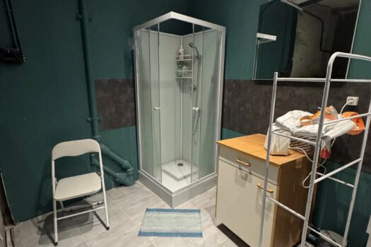 À louer – Chambre de 10m2 avec parties communes à Tarare -440€ CC