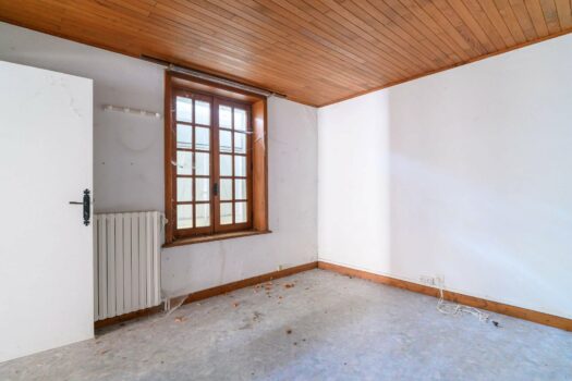 Le Paradis Oublié – Ensemble immobilier à fort potentiel 472 m2- entièrement à rénover – Thizy les Bourgs – 170 000€