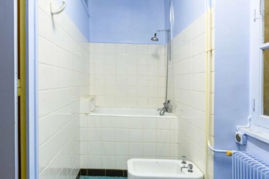 Le Paradis Oublié – Ensemble immobilier à fort potentiel 472 m2- entièrement à rénover – Thizy les Bourgs – 170 000€