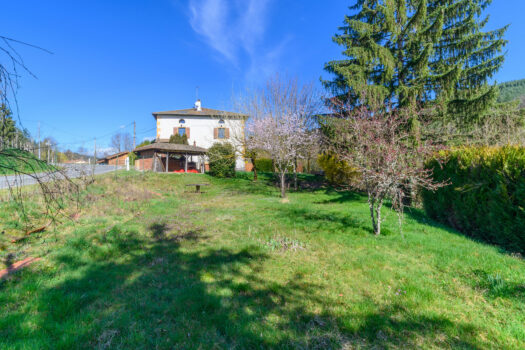 La familiale – Maison 3 plateaux à terminer – Saint-Nizier-d’Azergues – 5 chambres – 222 000€