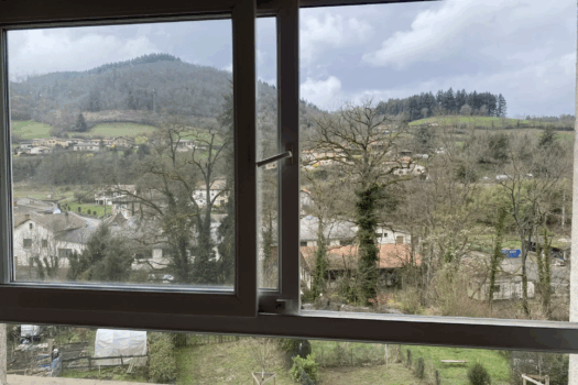 La Fabrique – Appartement 2 pièces 58 m2 avec belle vue – 450 € + 100 € charges chauffage inclus