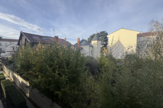 Appartement T2 meublé – « un jardin dans la ville » – 650 €/mois CC