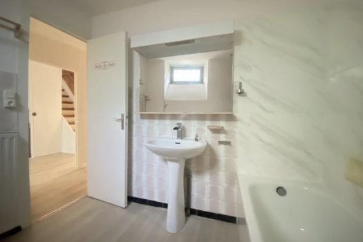 Le Central – Maison de village à louer – 700 €/mois CC