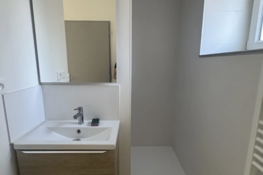 COUP DE CŒUR À SAINT-JUST-D’AVRAY ✨ – AUTHENTIQUE MAISON EN PIERRE RÉNOVÉE – 4 CHAMBRES – CALME ABSOLU – 1230 €/mois CC