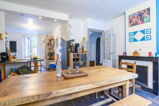 🏡 GRANDRIS – Maison de village entièrement rénovée avec goût – 220 m² habitables + Terrasse + jardin + Atelier – 250 000 €