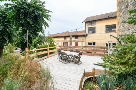 🏡 GRANDRIS – Maison de village entièrement rénovée avec goût – 220 m² habitables + Terrasse + jardin + Atelier – 250 000 €